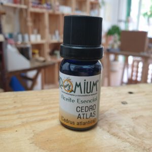 aceite-esencial-cedro-atlas